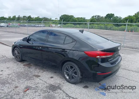 2017 Hyundai Elantra Se z USA, uszkodzony, nr VIN 5NPD84LF1HH087486